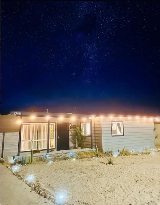 The Desert Monroe-Hot Tub-Firepit-Games-By Joshua Tree National Park Twentynine Palms Exteriör bild